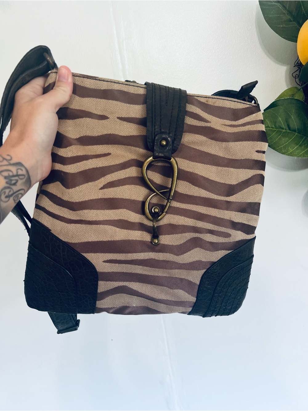 Vintage Jessica Simpson Jimmy Crossbody Bag Brown Zebra Stripe